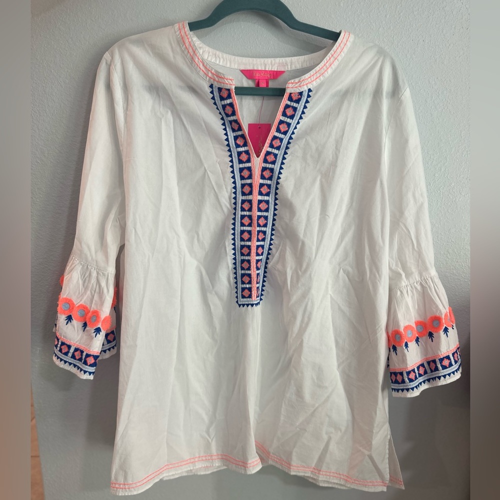 Lilly Pulitzer Roses Tunic in Resort White!
